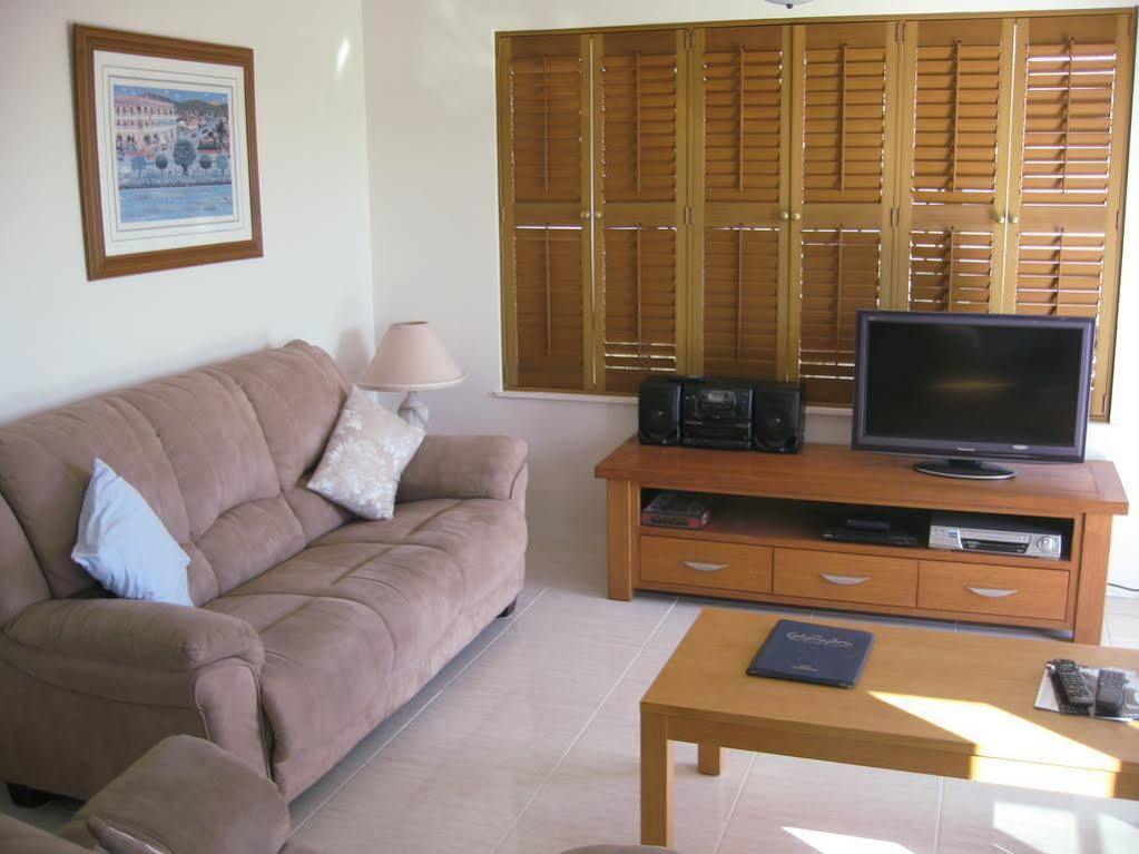 Cheltenham Apartments Caloundra Esterno foto